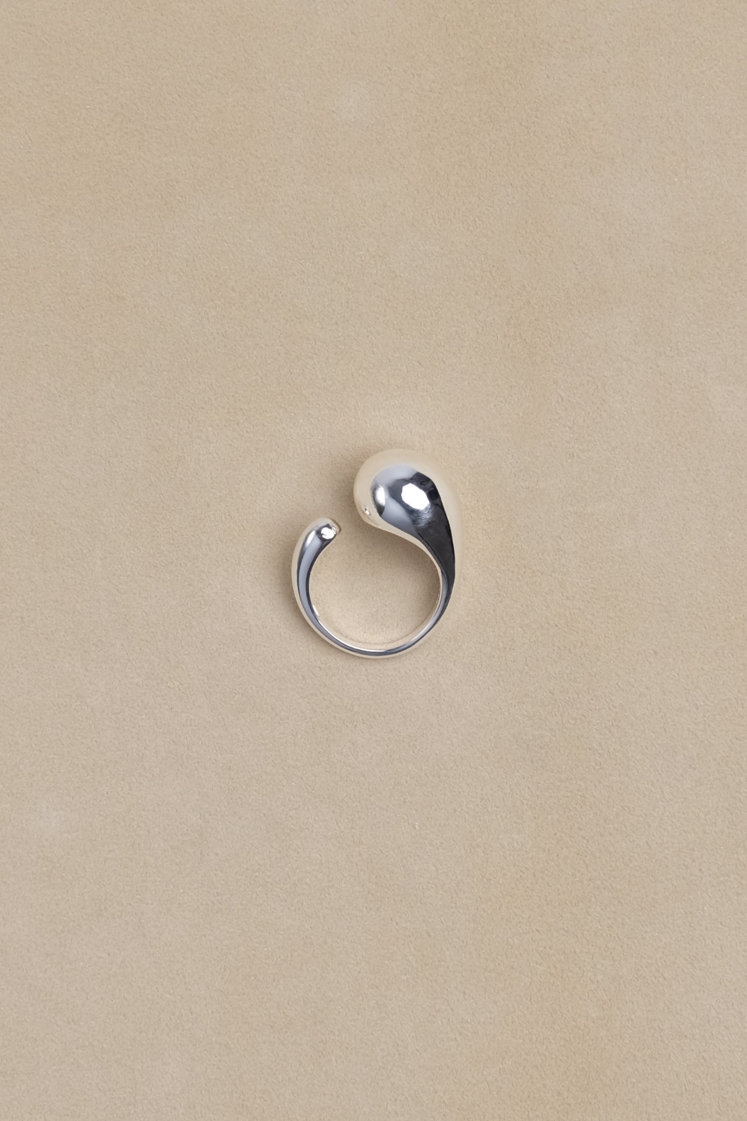 Perdita Drop Ring