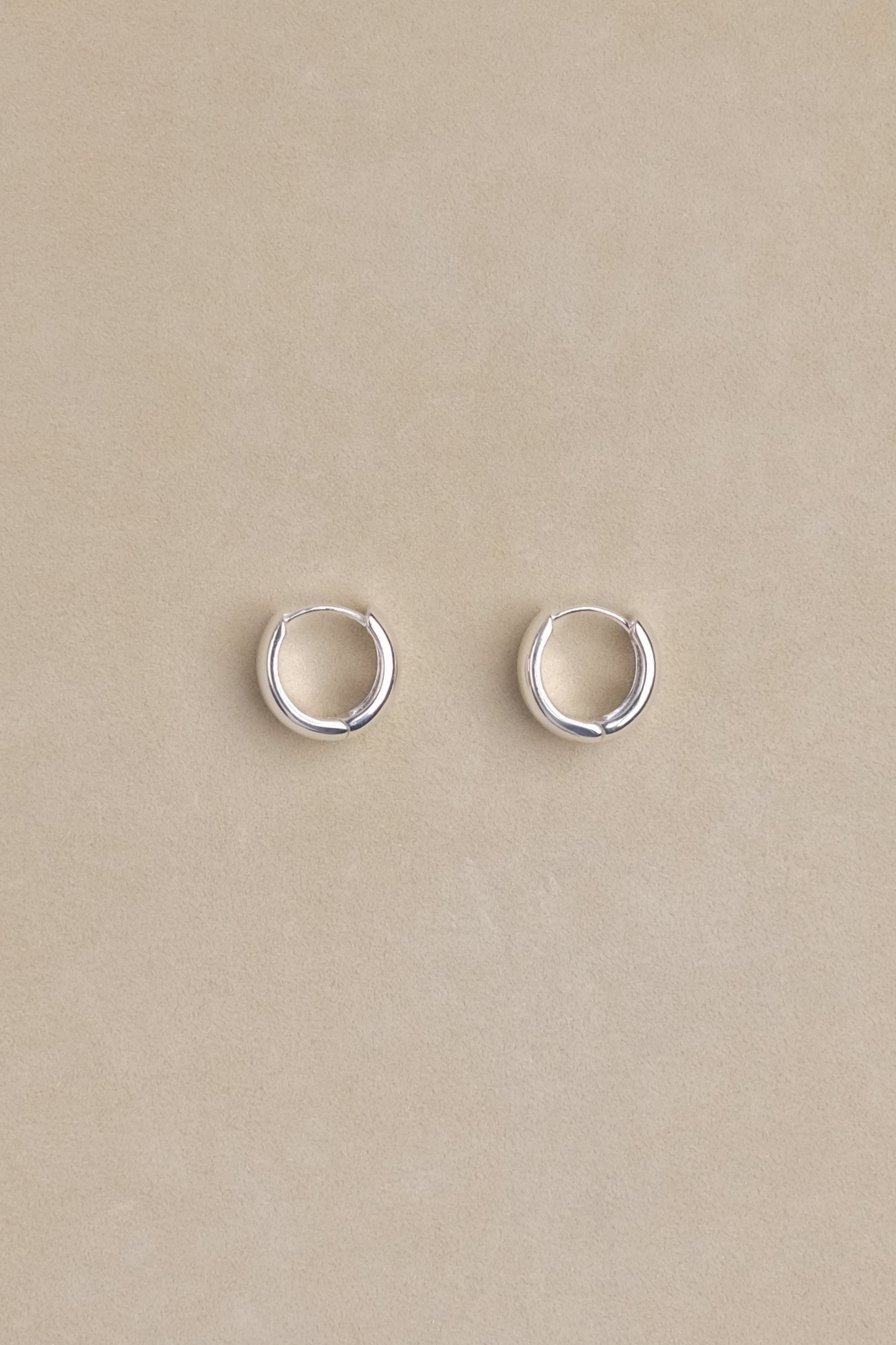 Small Bold Hoops